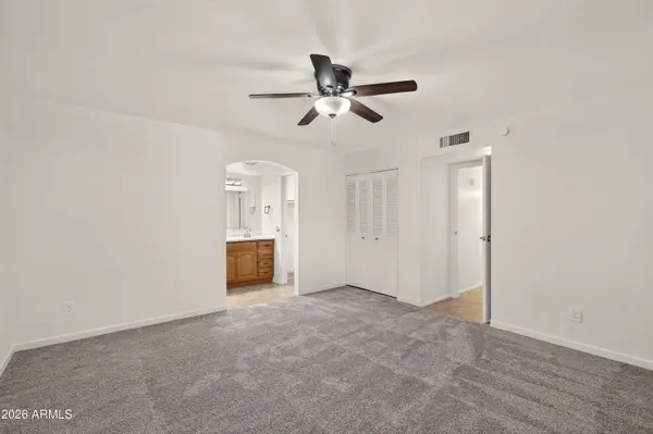 247 E CHILTON Drive, Tempe, AZ 85283