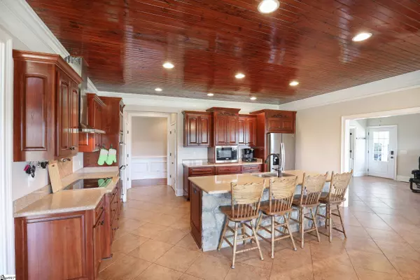 1932 Belle Shoals Road, Pickens, SC 29671