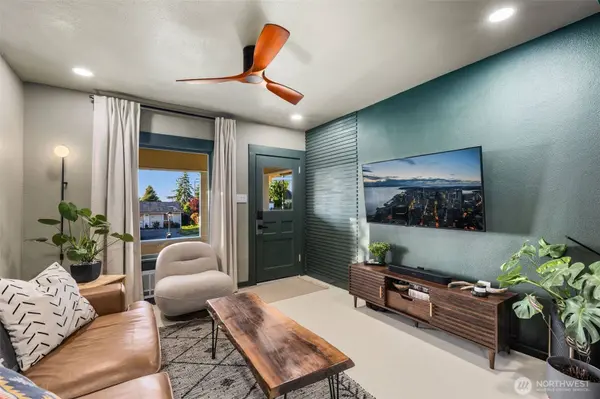 2030 E Fairbanks ST, Tacoma, WA 98404