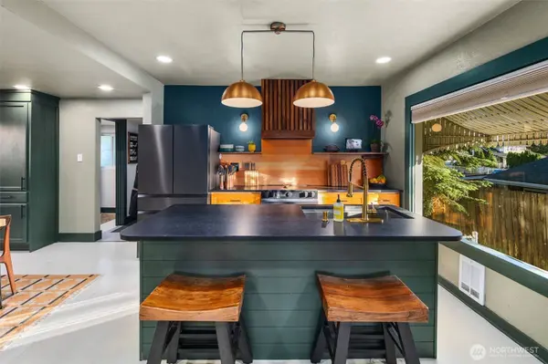 2030 E Fairbanks ST, Tacoma, WA 98404