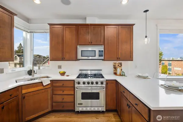 1601 California AVE SW, Seattle, WA 98116