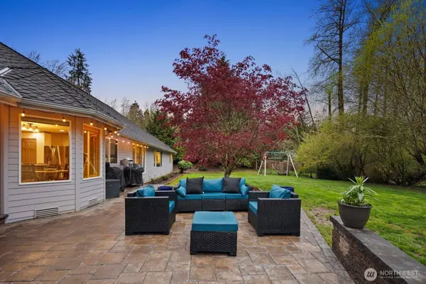 2717 264th CT NE, Redmond, WA 98053