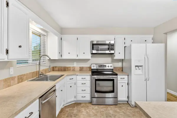 526 S Taft Street, Kennewick, WA 99336