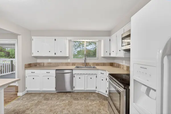 526 S Taft Street, Kennewick, WA 99336