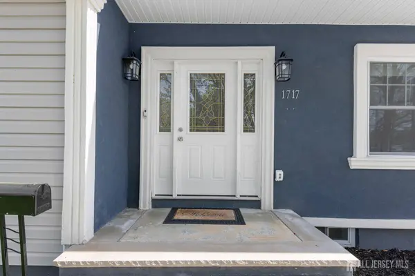 1717 Grant AVE, South Plainfield, NJ 07080