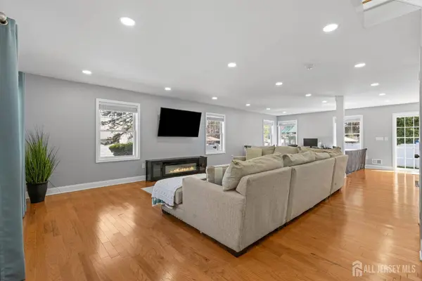 1717 Grant AVE, South Plainfield, NJ 07080