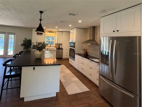 4221 RIVER HILLS DR, Tampa, FL 33617