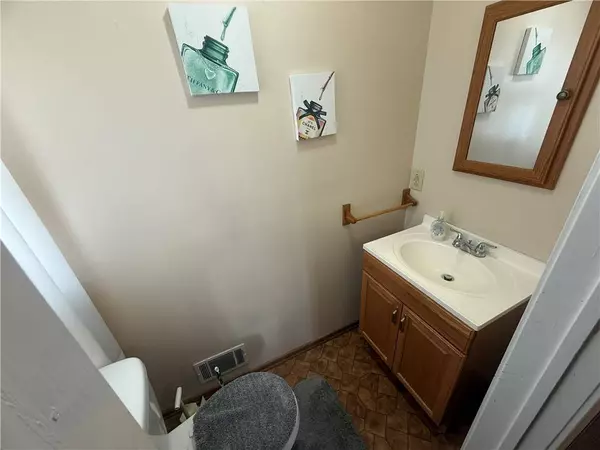 127 Bernard ST, Rochester, NY 14621