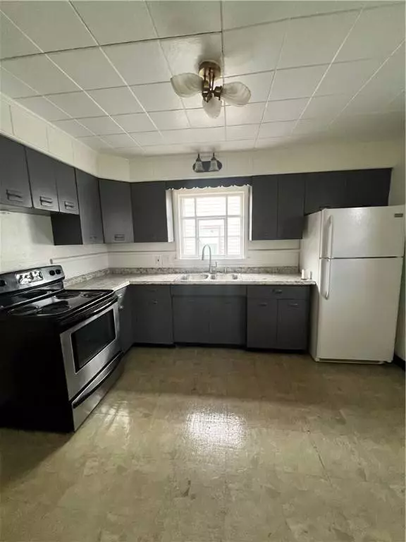 58 Mayflower ST, Rochester, NY 14615