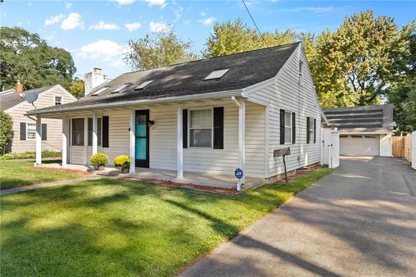 112 Dorking RD, Rochester, NY 14610