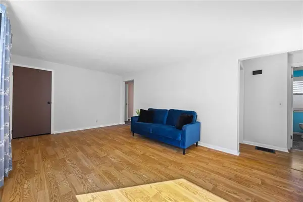 175 Hildegarde RD, Rochester, NY 14626