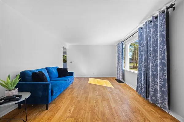 175 Hildegarde RD, Rochester, NY 14626