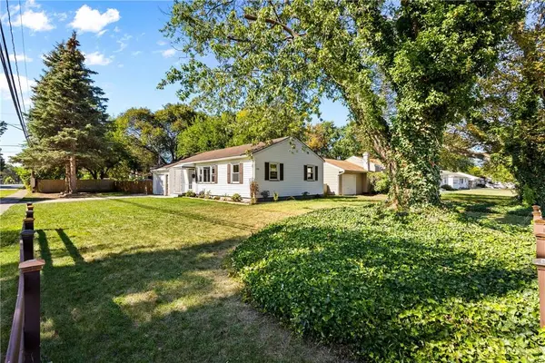 175 Hildegarde RD, Rochester, NY 14626