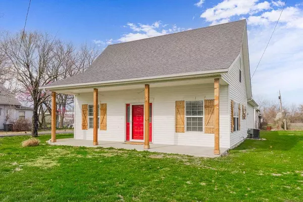 808 N Holmes RD, Drexel, MO 64742