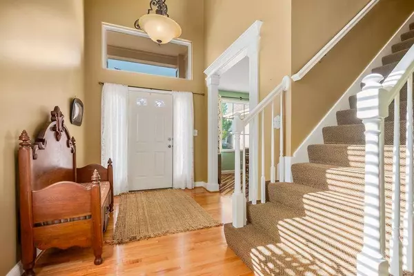 907 N 2nd St. East ST, Louisburg, KS 66053