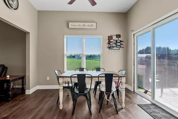 57 Willow LN, Linn Valley, KS 66040