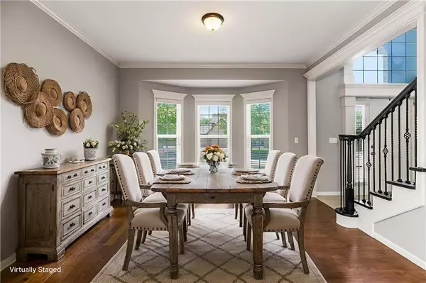 16211 S Locust ST, Olathe, KS 66062