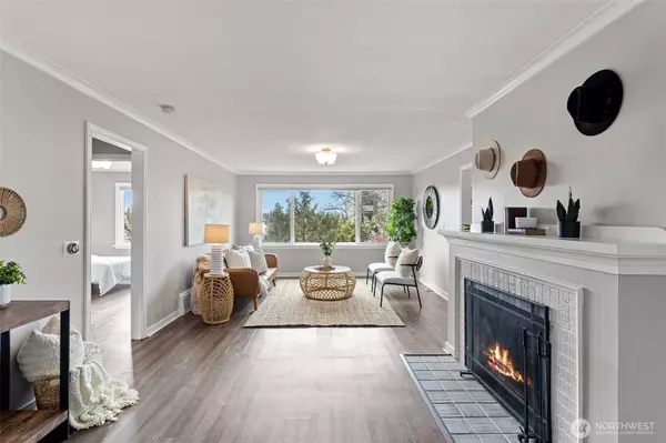 9731 Phinney AVE N, Seattle, WA 98103