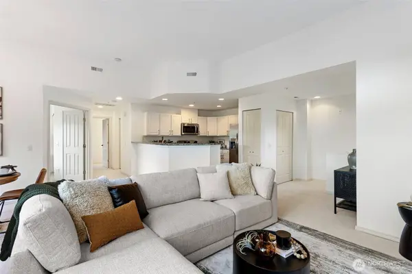 5208 236th PL SE #21-3, Issaquah, WA 98029