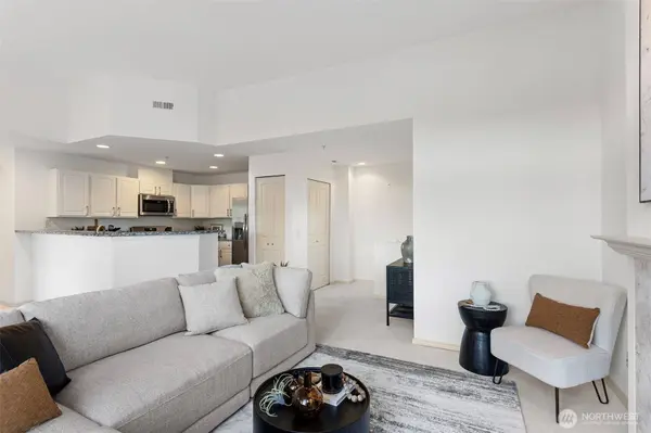 5208 236th PL SE #21-3, Issaquah, WA 98029