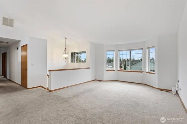 20217 48th AVE NE, Arlington, WA 98223