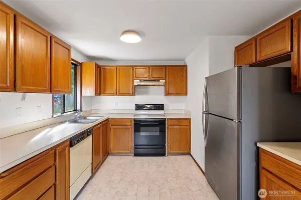 9920 2nd AVE SE, Everett, WA 98208