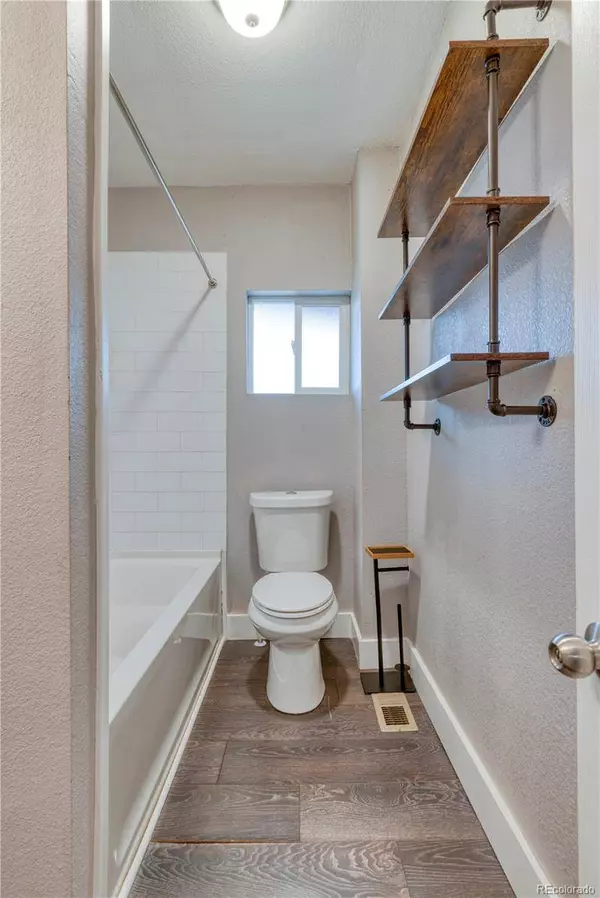 6660 Locust ST, Commerce City, CO 80022