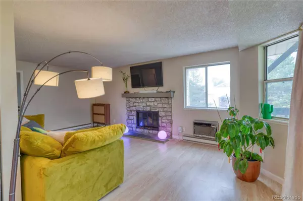 17595 E Mansfield AVE #1331L, Aurora, CO 80013