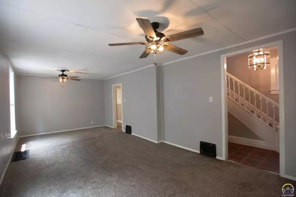 111 SW Fillmore ST, Topeka, KS 66606