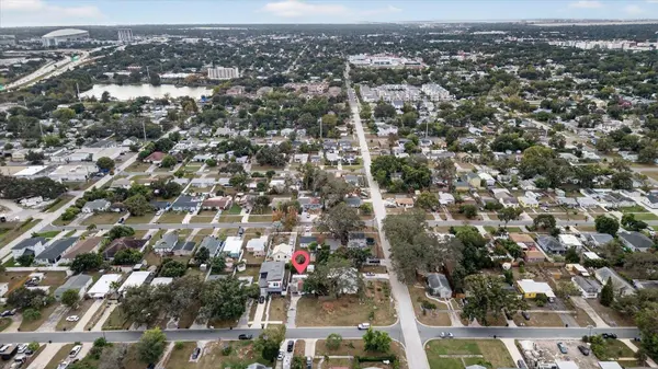 2480 18TH AVE N, St Petersburg, FL 33713
