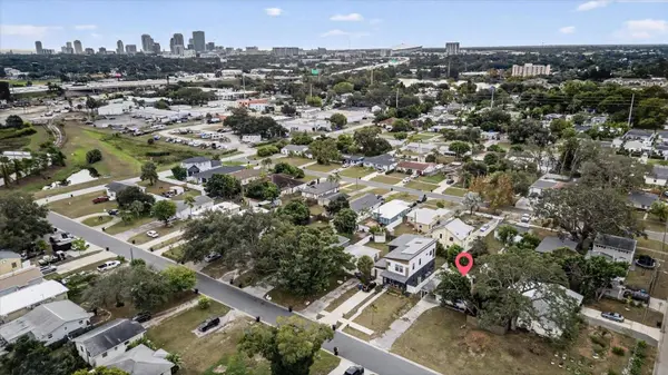 2480 18TH AVE N, St Petersburg, FL 33713