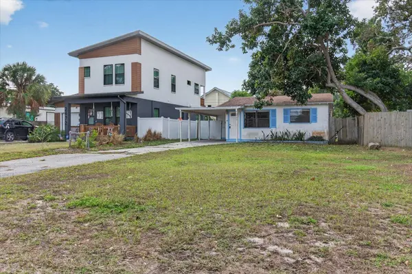 2480 18TH AVE N, St Petersburg, FL 33713