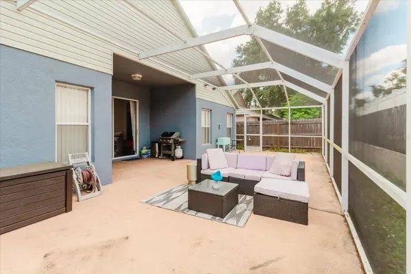 9817 WHITE BARN WAY, Riverview, FL 33569