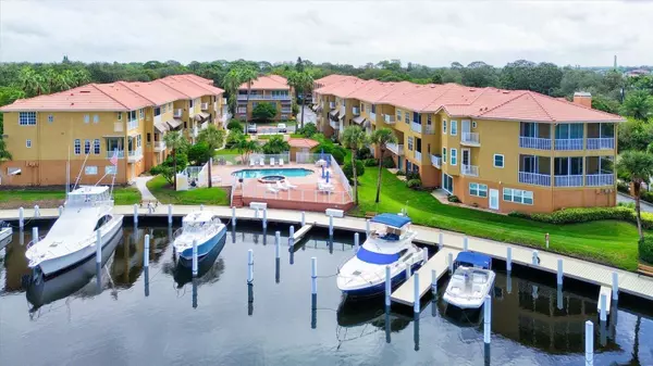 1513 WHARFSIDE DR #1513, Tarpon Springs, FL 34689