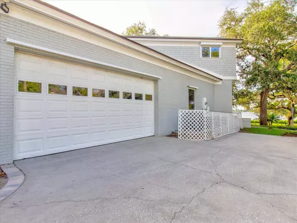 504 RIVERSIDE DR #504, Tarpon Springs, FL 34689