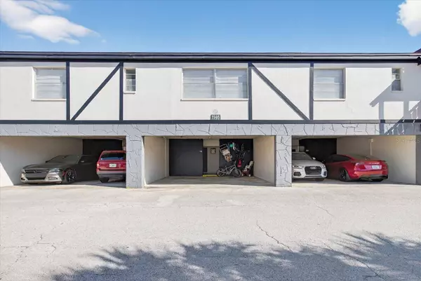 1146 KING ARTHUR CT #110, Dunedin, FL 34698