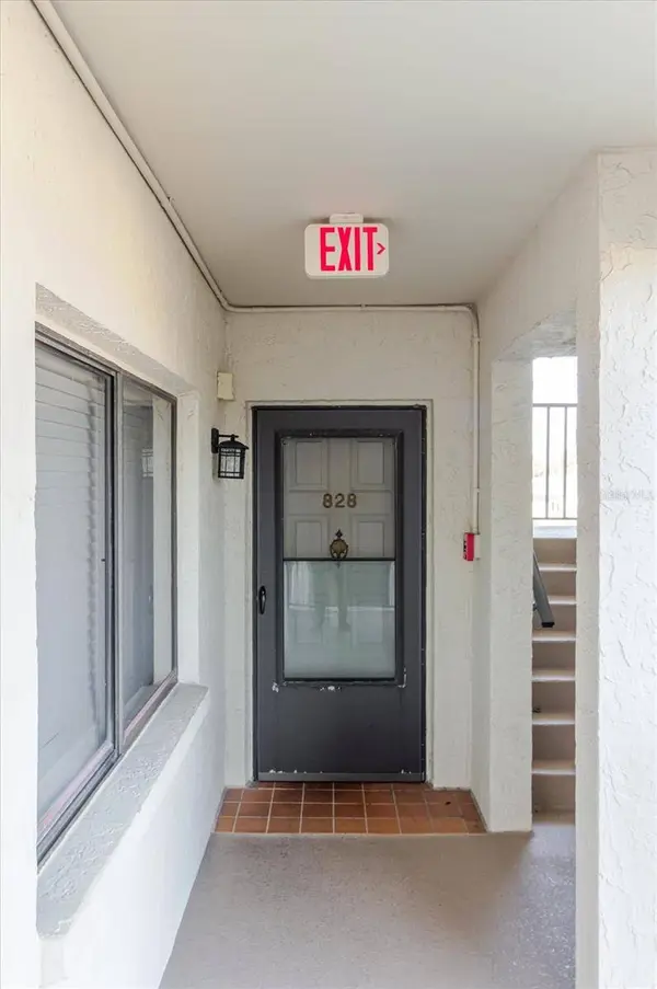 8211 BRENT ST #828, Port Richey, FL 34668