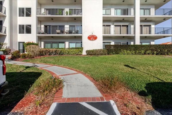 208 MARINER DR #208, Tarpon Springs, FL 34689