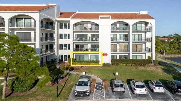 208 MARINER DR #208, Tarpon Springs, FL 34689