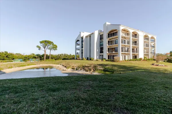 208 MARINER DR #208, Tarpon Springs, FL 34689