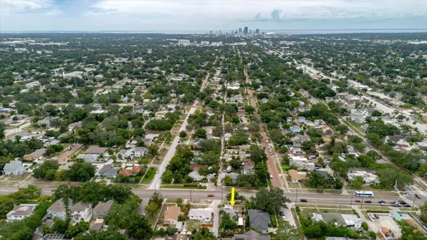 210 49 TH ST N, St Petersburg, FL 33710