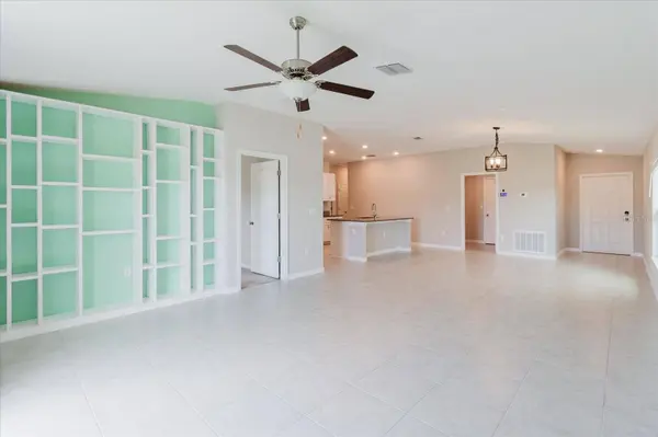 7025 KING CREEK DR, Sun City Center, FL 33573