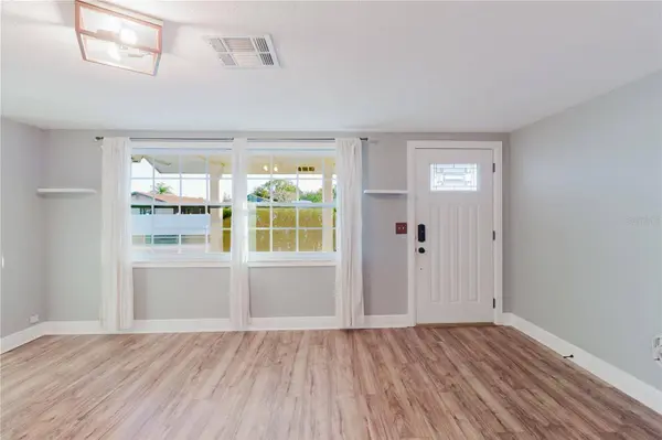 6629 ALBEMARLE Pkwy, New Port Richey, FL 34653