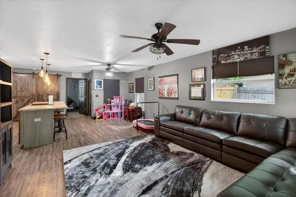 1005 13TH AVE NW, Largo, FL 33770