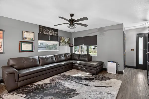 1005 13TH AVE NW, Largo, FL 33770