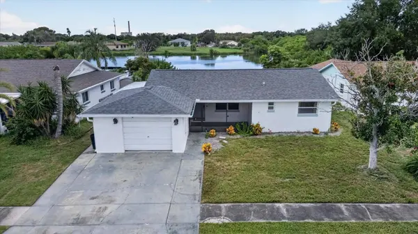 2217 HARRISON DR, Holiday, FL 34691