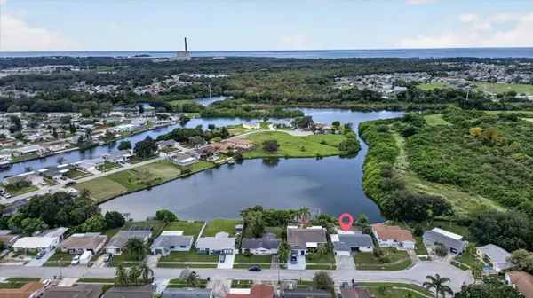 2217 HARRISON DR, Holiday, FL 34691