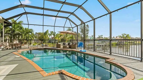 804 GOLF ISLAND DR, Apollo Beach, FL 33572