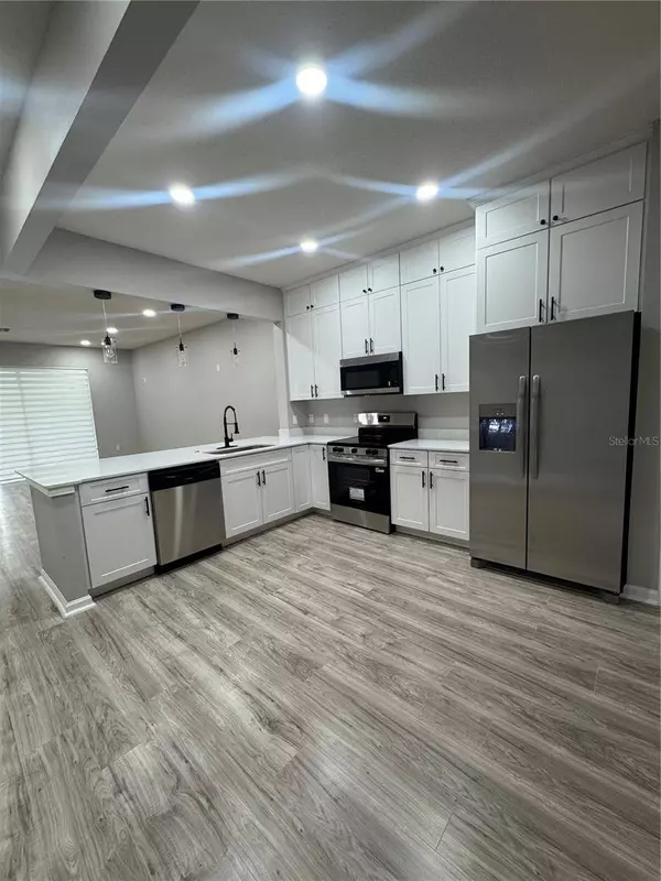 4814 POND RIDGE DR, Riverview, FL 33578