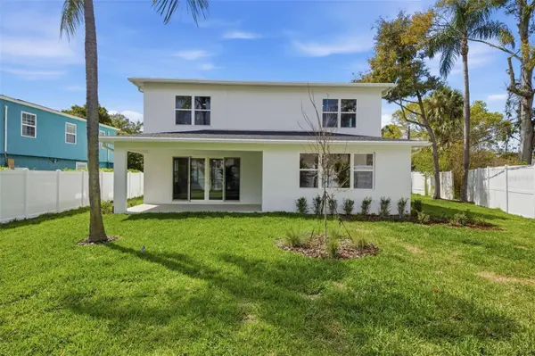 3608 E TAMPA CIR, Tampa, FL 33629